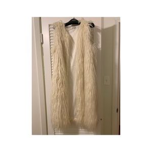 <Glamour> Knee Length Faux Fur Sleeveless Vest